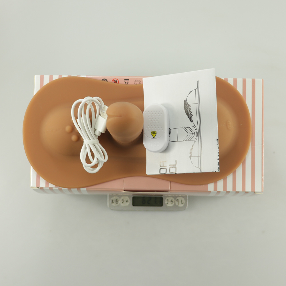 Realistic Silicone Dildo